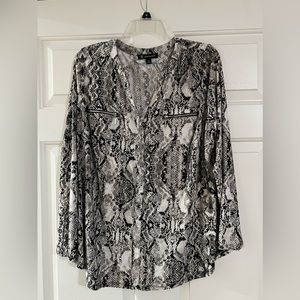 Women’s Plus Top 1x New
